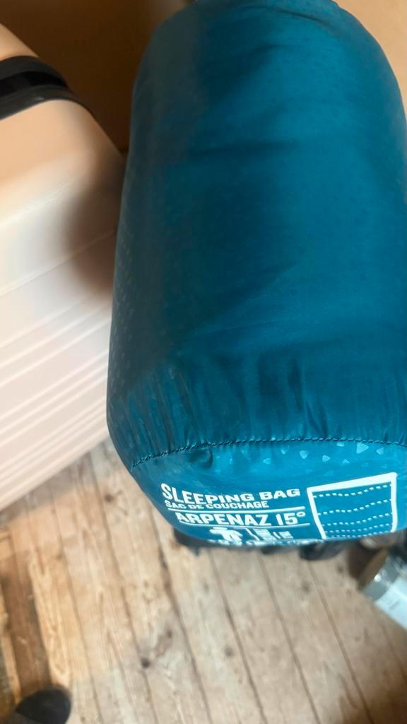 Slaapzak Arpenaz 15 - Ideaal voor kamperen, Caravans en Kamperen, Slaapzakken, Zo goed als nieuw, Ophalen of Verzenden