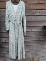 Bewerkte lange jurk Mioni nieuw 1 maat one size, Ophalen of Verzenden, Nieuw, Onder de knie