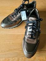 Nieuwe sneakers merk Maripe,  mt 38.5 taupe, Overige kleuren, Nieuw, Ophalen of Verzenden, Sneakers of Gympen