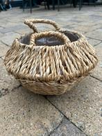Leuke rieten / raffia mand, Ophalen of Verzenden, Zo goed als nieuw, Rond, Riet