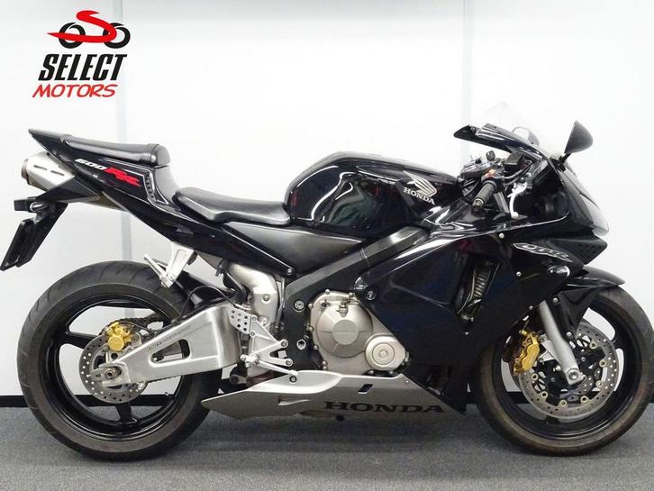 HONDA CBR 600 RR CBR600RR 2004, Motoren, Motoren | Honda, Super Sport, meer dan 35 kW, 4 cilinders, Motorrijbewijs A