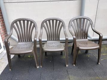 3 Tuinstoelen met kussen beschikbaar voor biedingen