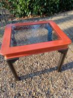 Gratis tafeltje met glazen blad, 66x56x55cm, Ophalen, Gebruikt, 50 tot 100 cm, 50 tot 75 cm