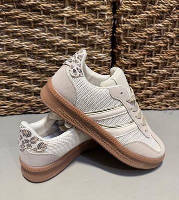 Dames sneakers nieuw 37 beschikbaar voor biedingen