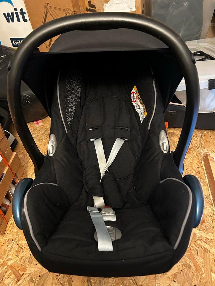 Maxi-Cosi met Isofix, Kinderen en Baby's, Autostoeltjes, Gebruikt, Maxi-Cosi, 0 t/m 13 kg, Isofix, Zijbescherming, Ophalen of Verzenden
