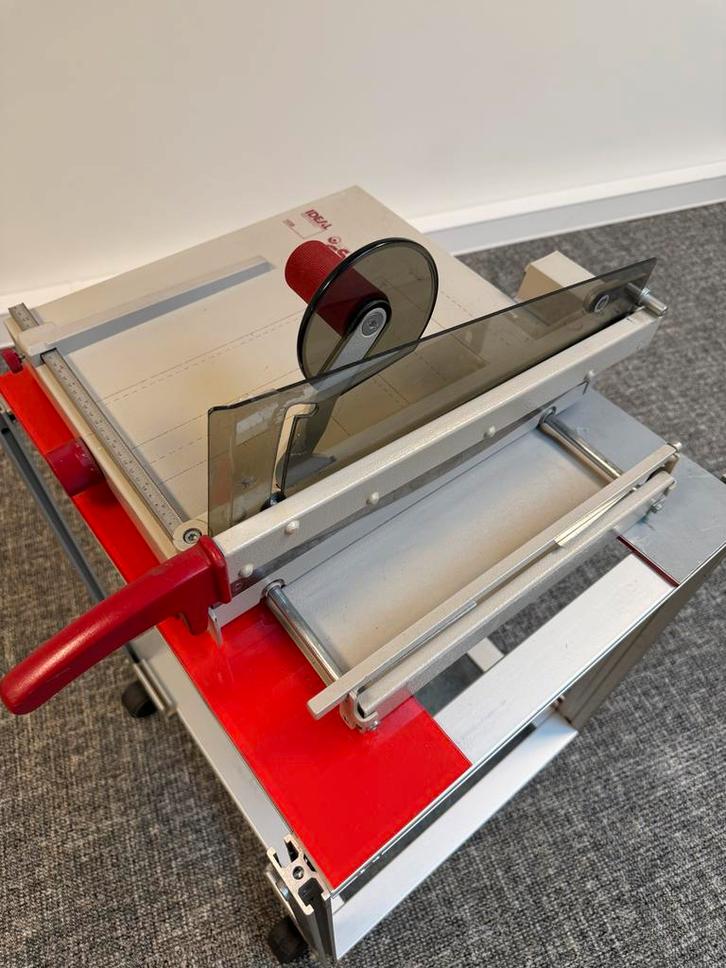 IDEAL 1038 Professionele Papiersnijmachine - Made in Germany, Zakelijke goederen, Kantoor en Winkelinrichting | Apparatuur en Telecommunicatie