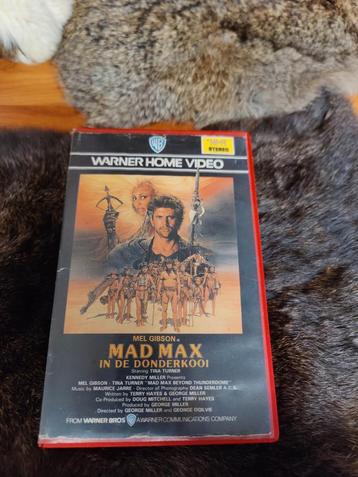 Klassieke VHS! Mad Max in De Donderkooi (1985) - NL Uitgave beschikbaar voor biedingen