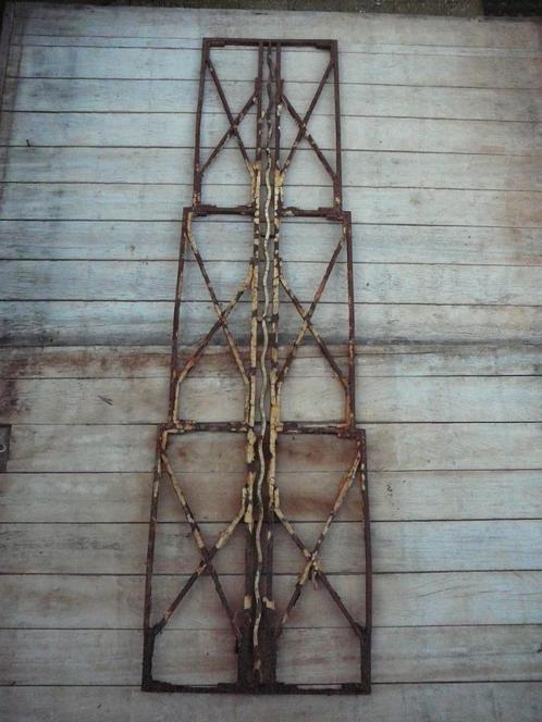1 antiek ornament 420 mm.(br) x 1520 mm.(h), Tuin en Terras, Tuinhekken en Hekwerk, Gebruikt, Sierhekwerk, IJzer, Ophalen of Verzenden