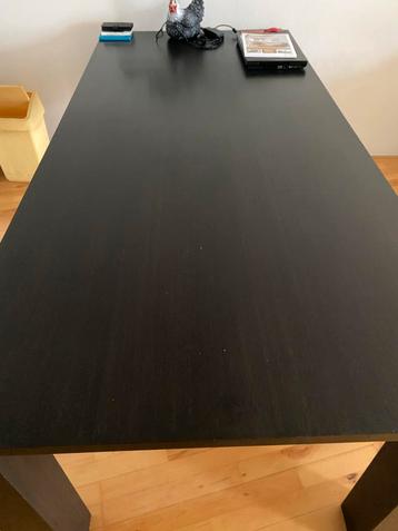 Moderne Eettafel - Zwart Hout beschikbaar voor biedingen