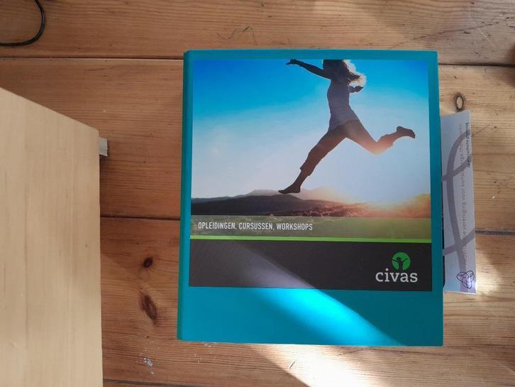 Creatieve therapie cursus van Civas, Boeken, Overige Boeken, Zo goed als nieuw, Verzenden