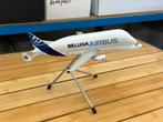 Airbus Beluga schaal 1/200 ( geen diecast), Ophalen of Verzenden, Zo goed als nieuw, Schaalmodel