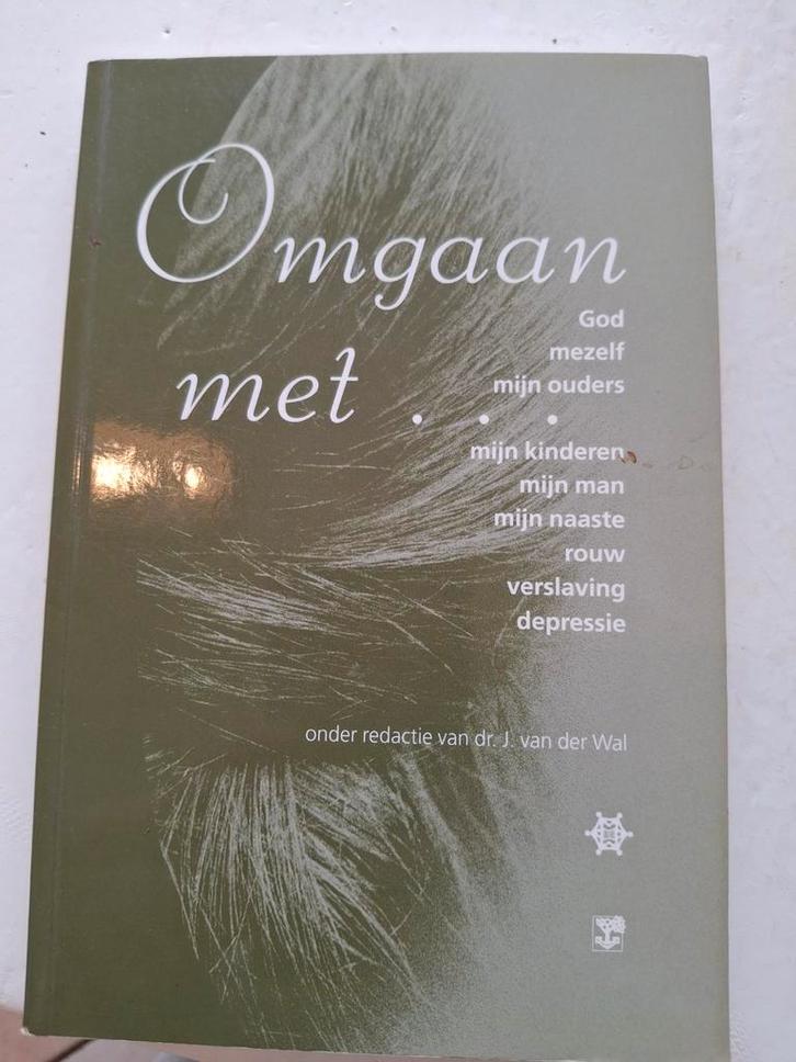 Omgaan met... - Dr. J. van der Wal, Boeken, Godsdienst en Theologie, Gelezen, Christendom | Katholiek, Christendom | Protestants
