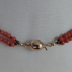 bloedkoraal.dubbelrijig collier 14 k ketting met gouden slot, Sieraden, Tassen en Uiterlijk, Antieke sieraden, Verzenden, Goud