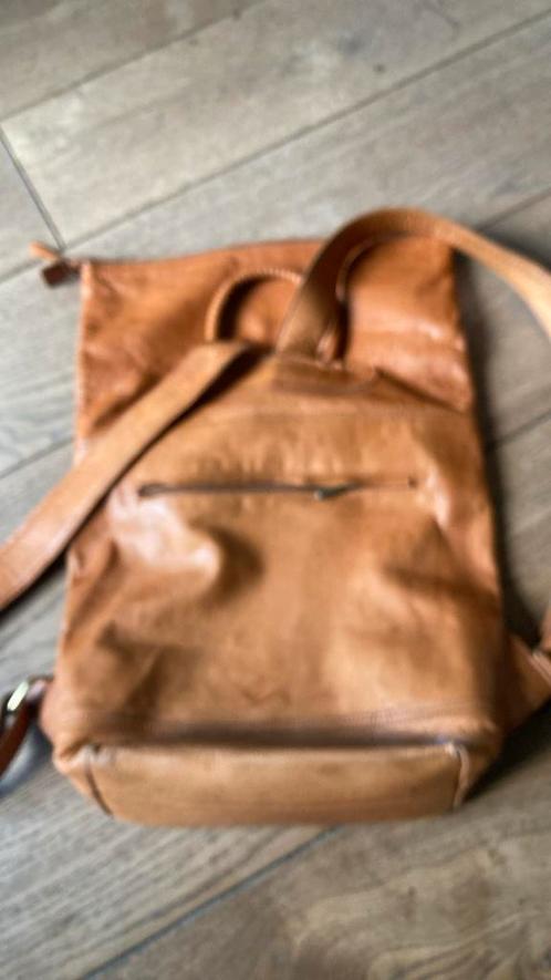 Bruine rugtas, Sieraden, Tassen en Uiterlijk, Tassen | Rugtassen, Gebruikt, 25 tot 40 cm, Ophalen of Verzenden