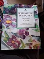 Kruissteek Borduren - Inspiratie in Kleur, Ophalen of Verzenden, Zo goed als nieuw, Borduren en Naaien, Diverse