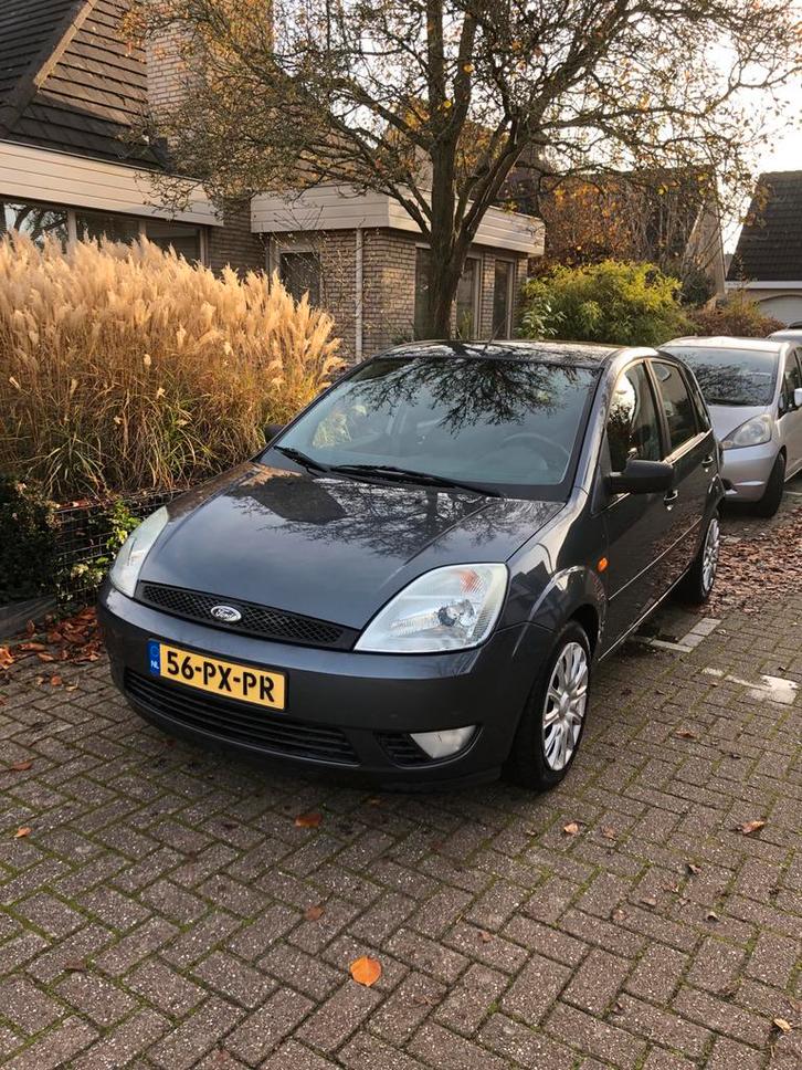 Ford Fiësta 1.3 8V 5DR 2005 Grijs, Auto's, Ford, Particulier, Fiësta, Benzine, C, Hatchback, Handgeschakeld, Origineel Nederlands
