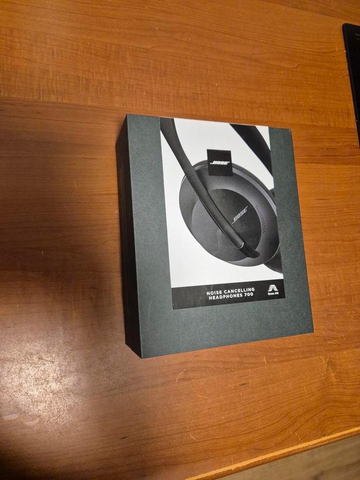 Bose 700 Koptelefoon - Topkwaliteit! Noisecancelling, Audio, Tv en Foto, Koptelefoons, Zo goed als nieuw, Over oor (circumaural)