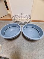 2 grote bloembakken plus een hangkorf, Ophalen of Verzenden, Zo goed als nieuw, Kunststof, Minder dan 60 cm