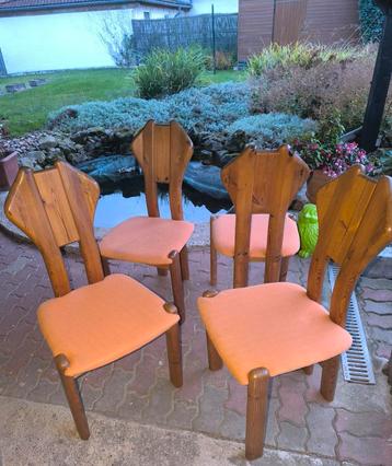 Set van 4 gemerkte Deense vintage jaren 60 stoelen  beschikbaar voor biedingen