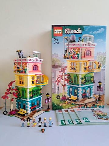 LEGO Friends Heartlake City Buurtcentrum - 41748 beschikbaar voor biedingen