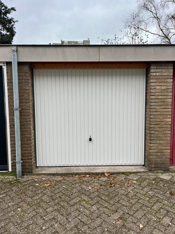 Garagebox/opslagruimte te huur in Haarlem €180, Auto diversen, Autostallingen en Garages