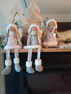 3 engeltjes met hangbeentjes van stof, Diversen, Ophalen of Verzenden