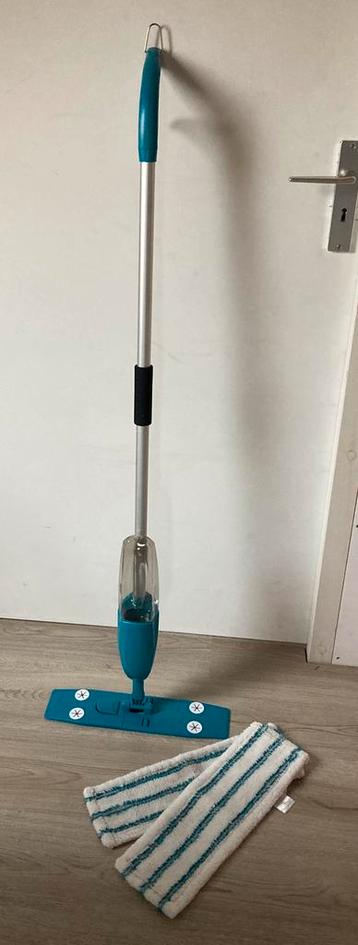 Vloerdweil met spray functie beschikbaar voor biedingen