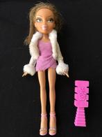 Bratz Fashion Show Yasmin, Ophalen of Verzenden, Gebruikt, Fashion Doll