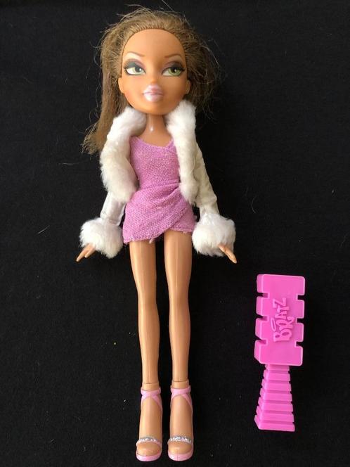 Bratz Fashion Show Yasmin, Verzamelen, Poppen, Gebruikt, Fashion Doll, Ophalen of Verzenden