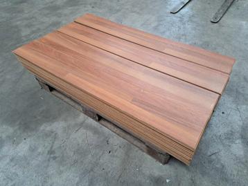 laminaat vloer 19x138 cm 28 m², kliklaminaat, bruin. beschikbaar voor biedingen