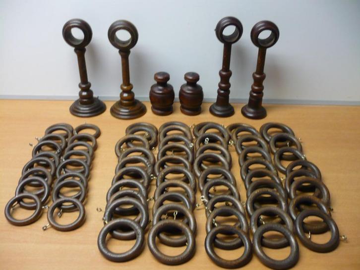 Gordijnroede: 4x ophangbeugels, 16 /49 ringen en 2x eindstop, Huis en Inrichting, Stoffering | Gordijnen en Lamellen, Zo goed als nieuw