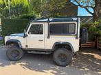 Land Rover 90 1999 Wit met Lier en mooie rolbeugel., Auto's, Land Rover, Zwart, 2495 cc, Leder en Stof