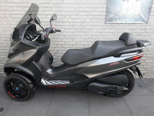 Piaggio mp3 500 HPE sport  zeer netjes 4396 km op de teller, Motoren, Motoren | Piaggio, Particulier, Scooter, 1 cilinder, ABS