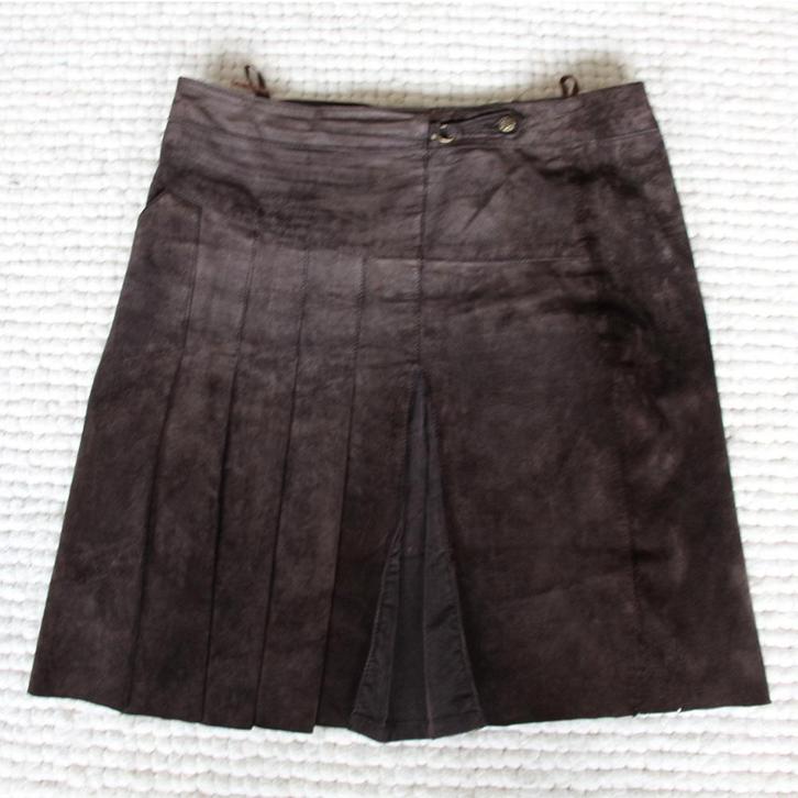 Suede Bien Blue Rok (L) € 30,-, Kleding | Dames, Rokken, Zo goed als nieuw, Maat 42/44 (L), Bruin, Boven de knie, Ophalen of Verzenden