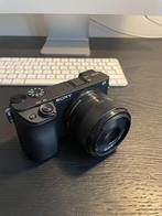 Sony a6400 and Sony E 35mm f/1.8 OSS (SEL35F18), Audio, Tv en Foto, Fotocamera's Digitaal, Compact, Ophalen of Verzenden, Zo goed als nieuw