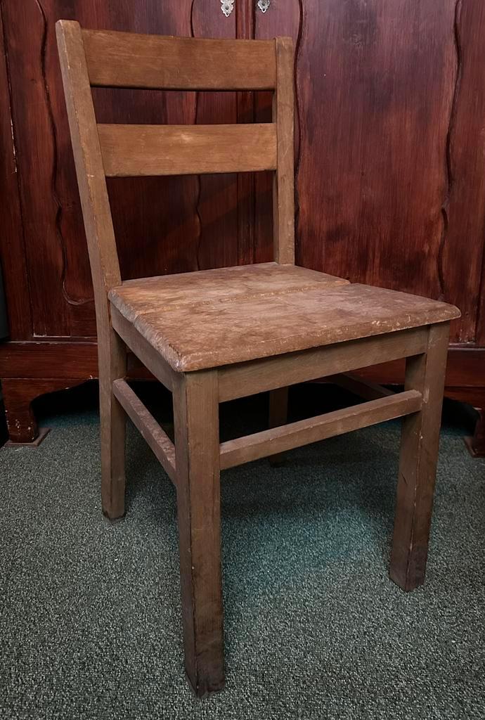 Bureau + stoel van Fliegerhorst Deelen- Arnhem (1943), Verzamelen, Militaria | Tweede Wereldoorlog, Luchtmacht, Overige typen