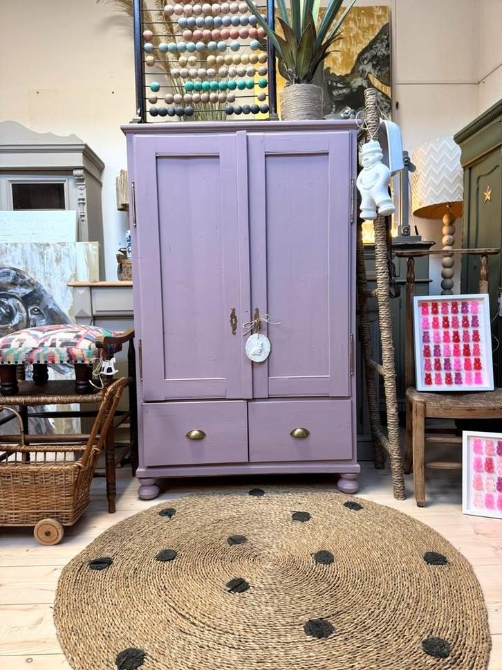 Meidenkast spekkast linnenkast commode kledingkast babykamer, Kinderen en Baby's, Kinderkamer | Commodes en Kasten, Zo goed als nieuw