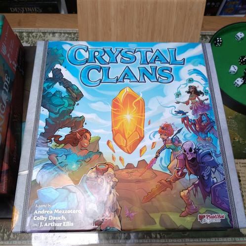 Crystal Clans, Hobby en Vrije tijd, Gezelschapsspellen | Bordspellen, Zo goed als nieuw, Ophalen of Verzenden