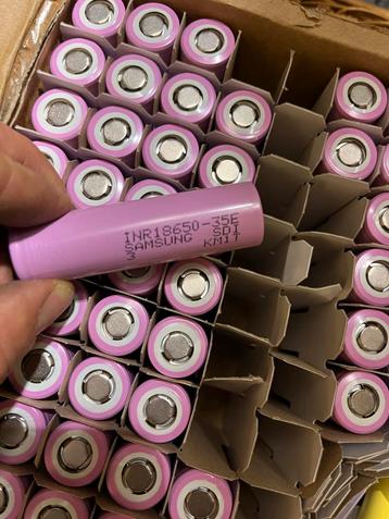 51x Samsung INR18650-35E Batterijen - Nieuw beschikbaar voor biedingen
