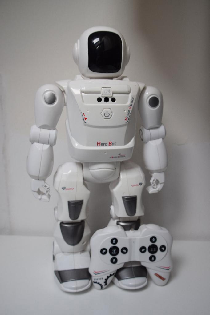 Bestuurbare Robot 'Hero Bot', Kinderen en Baby's, Speelgoed | Overig, Zo goed als nieuw, Jongen of Meisje, Ophalen of Verzenden