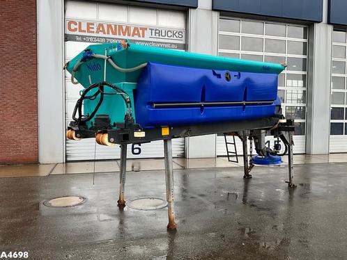 NIDO 4m³ afzetbare zoutstrooier (bj 2009), Zakelijke goederen, Machines en Bouw | Onderhoud en Reiniging