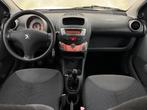Peugeot 107 1.0-12V XS Airco, Radio Bij de verkoop van gebru, Auto's, Peugeot, Voorwielaandrijving, Stof, Gebruikt, Metallic lak