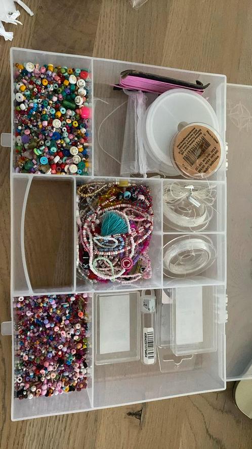 Sorteerbak met kralen, Hobby en Vrije tijd, Kralen en Sieraden maken, Nieuw, Kraal, Ophalen of Verzenden