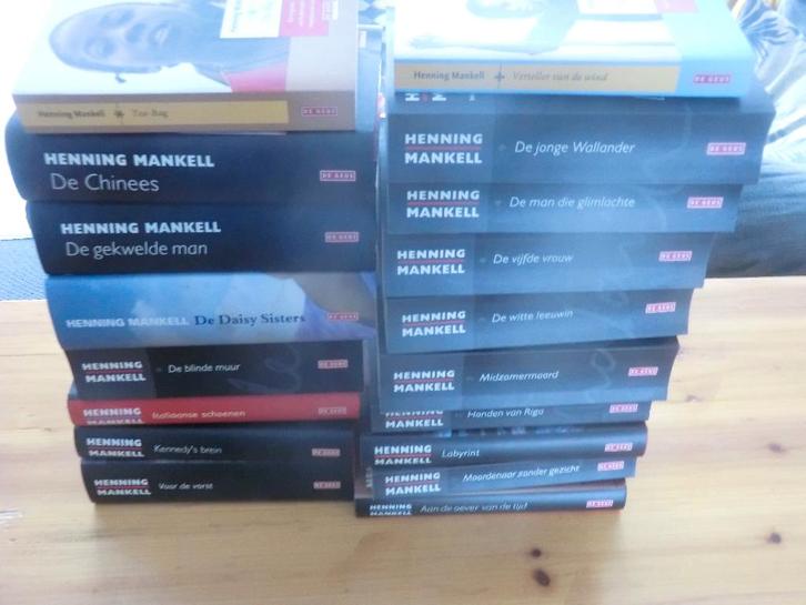 Henning Mankell – 18 thrillers & romans Nederlands, Boeken, Thrillers, Gelezen, Ophalen of Verzenden