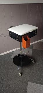 Vintage Italiaanse kapper permanent trolley werkbank  wheels, Ophalen