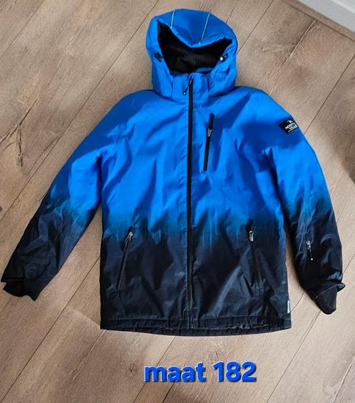 Winterjas skijas blauw / grijs / zwart  maat 176 / 182, Kinderen en Baby's, Kinderkleding | Maat 176, Zo goed als nieuw, Jas, Ophalen of Verzenden