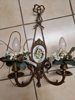 Mooie messing wandlamp Met porseleinen bloemen, Ophalen, Zo goed als nieuw, Metaal