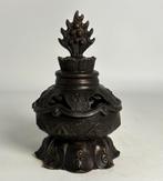 Boeddhistische wierookbrander Ashtamangala’s Tibet brons, Antiek en Kunst, Kunst | Niet-Westerse kunst, Ophalen of Verzenden