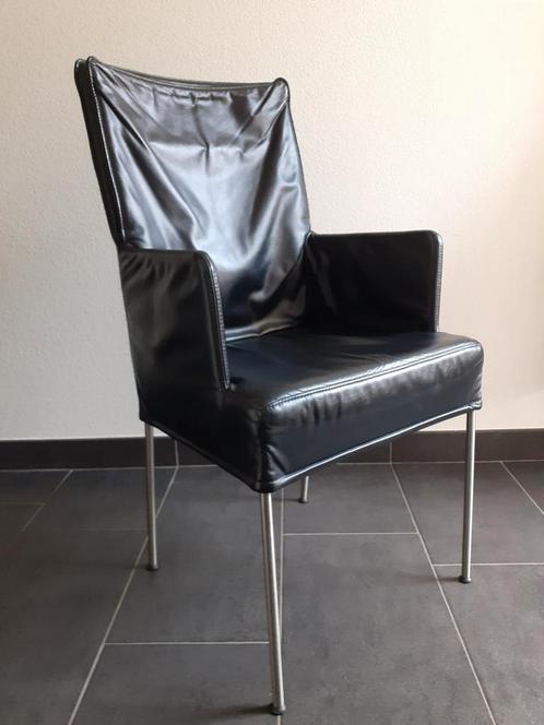 Leren stoelen van HVS:  2 met armleuning 4 zonder, Huis en Inrichting, Stoelen, Zo goed als nieuw, Vijf, Zes of meer stoelen, Leer