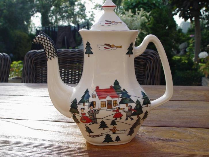 Masons mason christmas village kerst koffiepot, Huis en Inrichting, Keuken | Servies, Zo goed als nieuw, Overige typen, Wedgwood